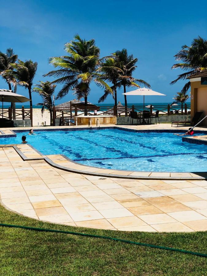Beach Front Apartment Near Beach Park Форталеза Екстер'єр фото