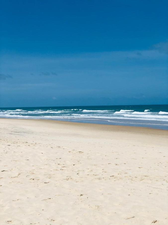 Beach Front Apartment Near Beach Park Форталеза Екстер'єр фото
